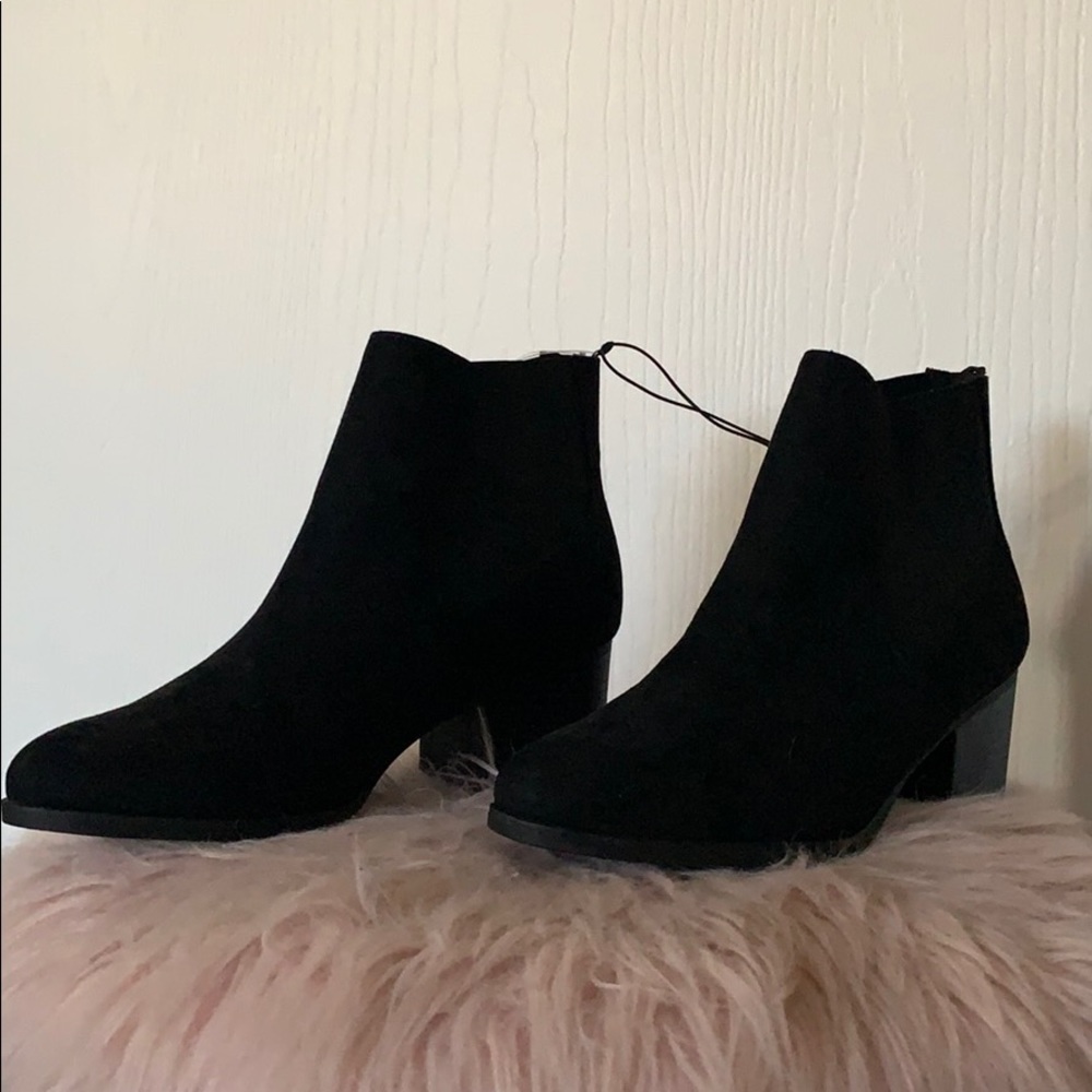 Black boots